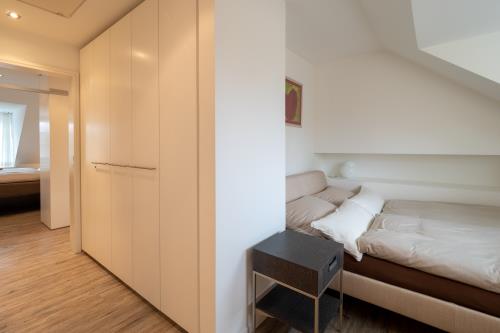 Spiekeroog Ferienhaus Inselperle - OG: 2. Schlafzimmer (Doppelbett 140x200)