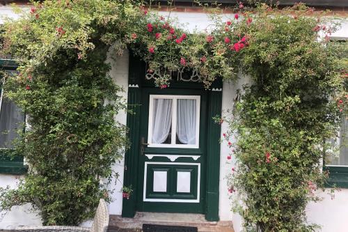 Spiekeroog Ferienwohnung Haus Bargmann - Haustür 