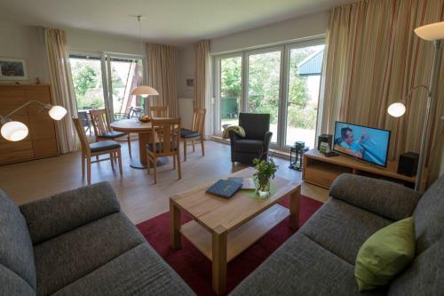 Spiekeroog Ferienwohnung Haus Bi d&#39; Utkiek 20 - Süd - Wohn- und Esszimmer