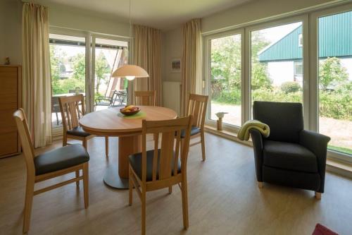 Spiekeroog Ferienwohnung Haus Bi d&#39; Utkiek 20 - Süd - Wohn- und Esszimmer