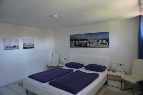 Spiekeroog Ferienwohnung Haus Krönchen Whg. 8 - geräumiges Schlafzimmer