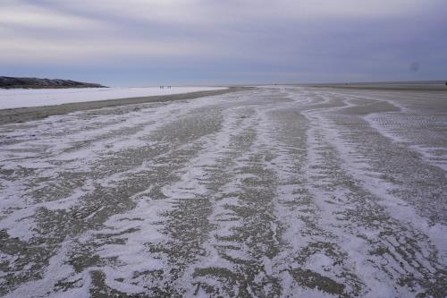 Spiekeroog Ferienwohnung Haus Krönchen Whg. 8 - Hauptstrand mit Schnee und Eis