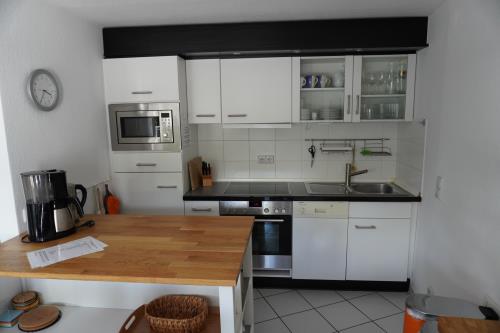 Spiekeroog Ferienwohnung Haus Krönchen Whg. 8 - Küche