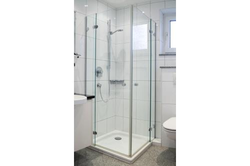 Spiekeroog Ferienwohnung Haus &quot;Lieke Deeler&quot; - 1 - Badezimmer