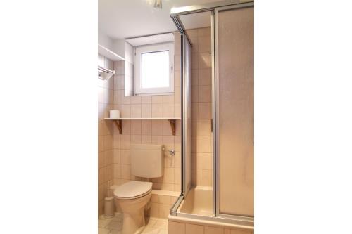 Spiekeroog Ferienwohnung Haus &quot;Lieke Deeler&quot; - 12 - Badezimmer