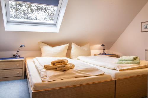 Spiekeroog Ferienwohnung Haus &quot;Lieke Deeler&quot; - 9 - das Schlafzimmer