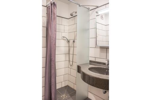 Spiekeroog Ferienwohnung Haus &quot;Lieke Deeler&quot; - eines unserer Badezimmer