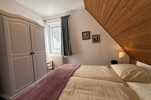 Spiekeroog Ferienwohnung Haus Roseneck - Frühstück - Ausstattung 7