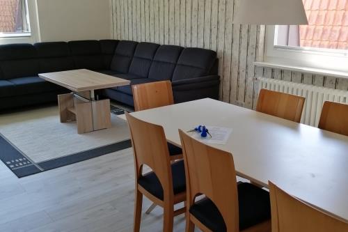 Spiekeroog Ferienwohnung Haus Seerose - Ev. Familienferienstätte-  - Wohnung 23 - Wohnzimmer
