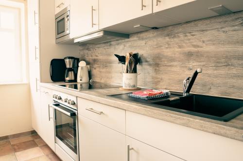 Spiekeroog Ferienwohnung Haus Seeschwalbe In d&#39; Dörp - 12 - Küchenzeile