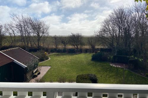 Spiekeroog Ferienwohnung Haus Süderhörn - 4 - Wohnung 4 - Balkonblick