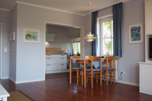 Spiekeroog Ferienwohnung Haus Süderloog 56, Whg. 4 - 1 - Ausstattung 1