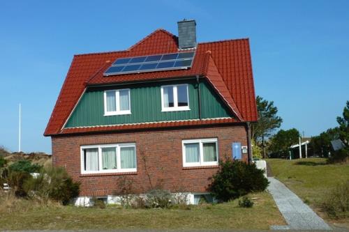 Spiekeroog Ferienwohnung Haus Windrose - Südansicht 