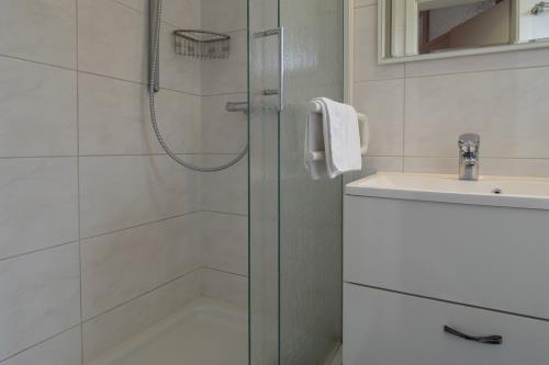 Spiekeroog Ferienwohnung Haus Windrose - NORD - NORD    Bad/WC