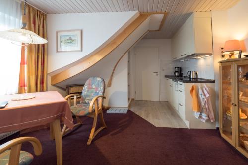 Spiekeroog Ferienwohnung Haus Windrose - WEST - WEST Wohnküche