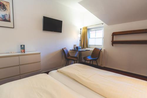 Spiekeroog Hotel-garni Hotel Zur alten Inselkirche - Zimmer 5 - Ausstattung 2