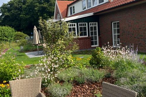 Spiekeroog Ferienwohnung Huus Wester-Tuun - Foto vom Garten