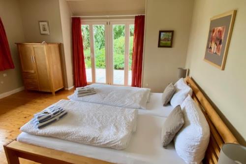 Spiekeroog Ferienwohnung Inselresidenz - 1 - Schlafzimmer 1