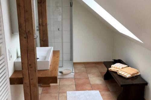 Spiekeroog Ferienwohnung Inselresidenz - 2 - Badezimmer