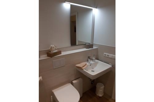 Spiekeroog Ferienwohnung Kamphuus Kajüte - 10/4 - Bad