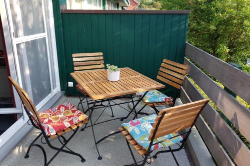 Spiekeroog Ferienwohnung Kamphuus Kajüte - 10/4 - Balkon