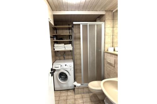 Spiekeroog Ferienwohnung Kamphuus, Whg. 8a - 8A - Badezimmer