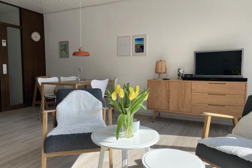 Spiekeroog Ferienwohnung Kamphuus, Whg. 3 - Essen & Entspannen