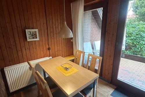 Spiekeroog Ferienwohnung Kieferneck 3 im Spiekerhuus - Essbereich