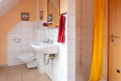Spiekeroog Ferienwohnung Lütt Paradies - 1 - und Dusche