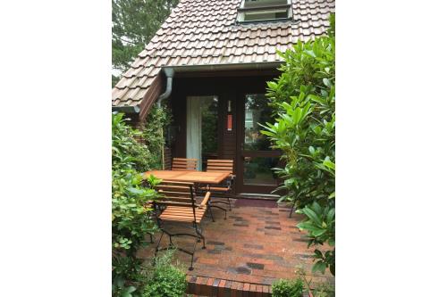 Spiekeroog Ferienwohnung Spiekerhuus, Whg. &quot;Kajüte&quot; - Eingang Wohnung 1