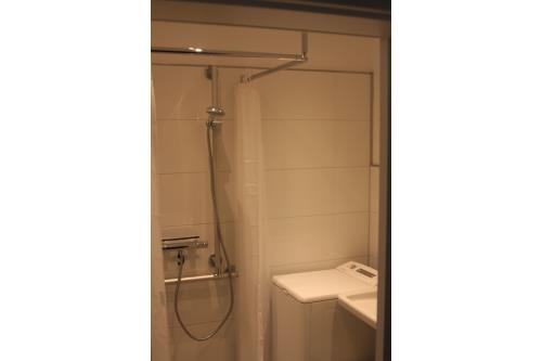 Spiekeroog Ferienwohnung Spiekerhuus, Whg. &quot;Kajüte&quot; - 6 - Blick ins Bad der Kajüte