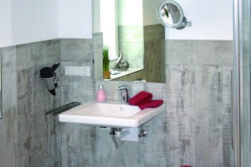 Spiekeroog Ferienwohnung Spiekeroog Ferientraum &quot;Bi d´ Utkiek&quot; - 1 Deel - Bad