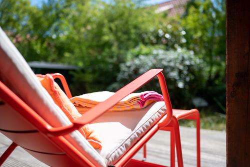 Spiekeroog Ferienwohnung Strandperle 4 - Große Terrasse mit Sitzmöbeln 